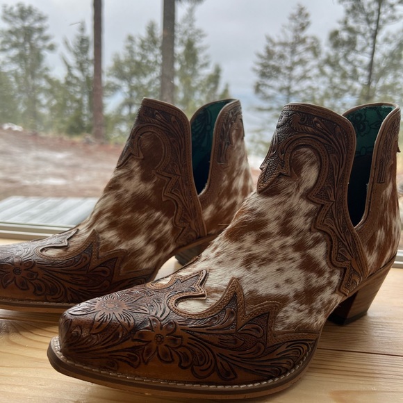 💯Hand Tooled Floral Leather Genuine Hide-on Women Bootie Boot Boho Western Shoe - Picture 4 of 7